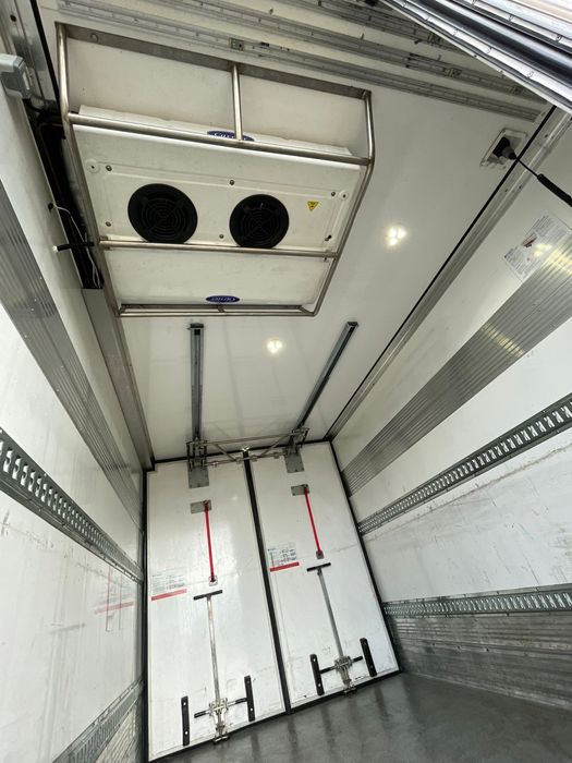 Iveco Daily ciężarowe do 7,5 tony, chłodnia, Carrier