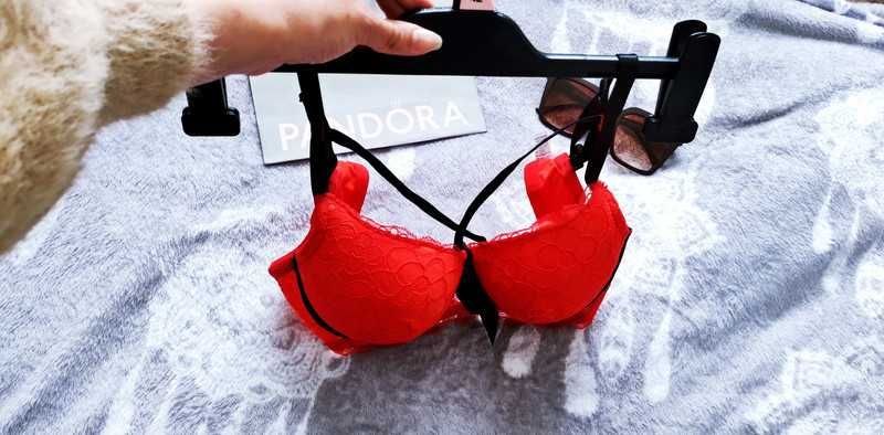 Czerwony biustonosz ESOTIQ push up WILD RED - PREZENT WIELKANOC