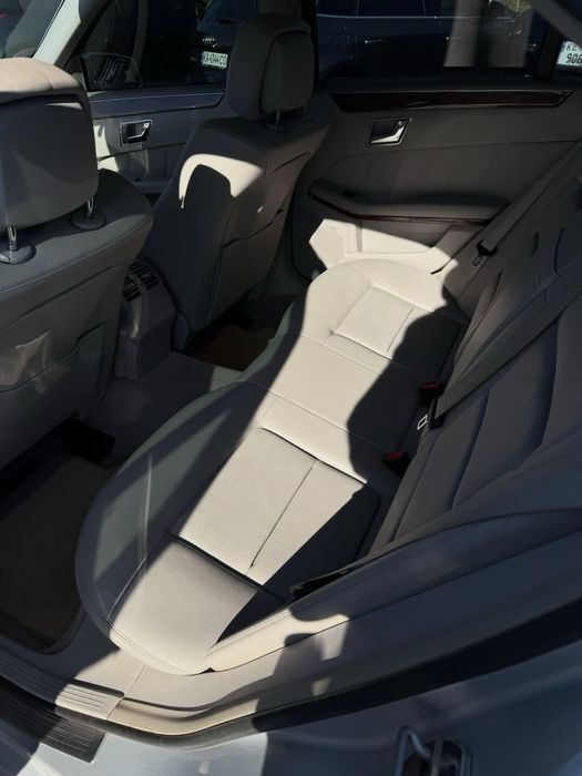 Мерседес 212 2011 1.8 Бензин