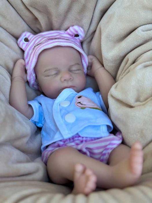 UROCZA laleczka typ reborn - silikonowe ciałko - EXTRA CENA