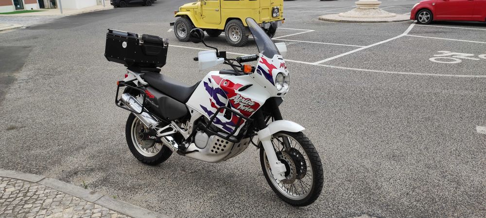 Honda África twin xrv750 rd07A ano 1999