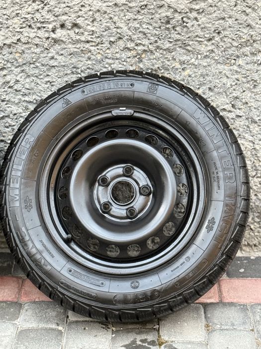 Продам Диски з резиною R15 195/65 зима Нові
