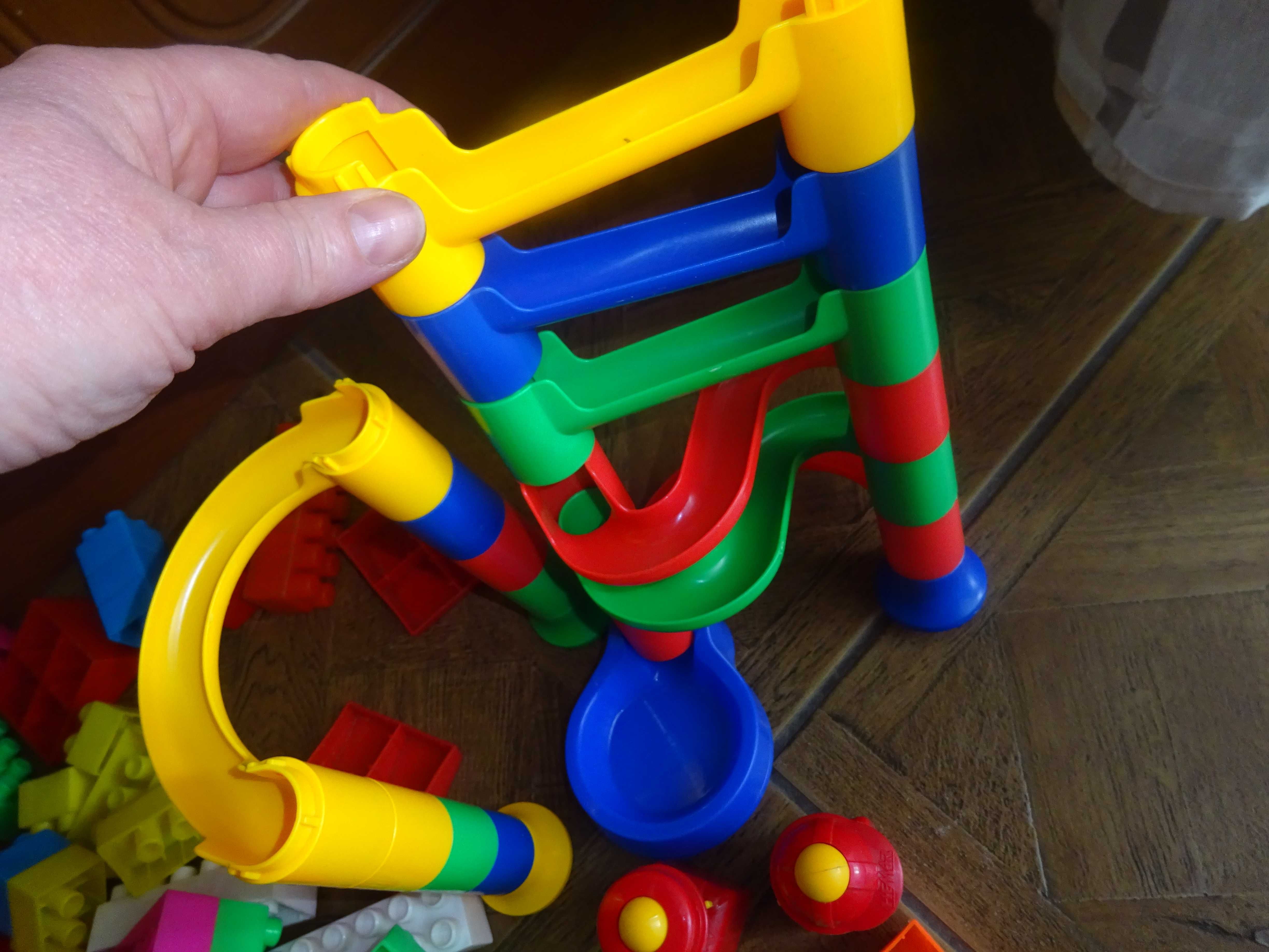 klocki zabawki plastikowe duża ilość używane konstrukcyjne
