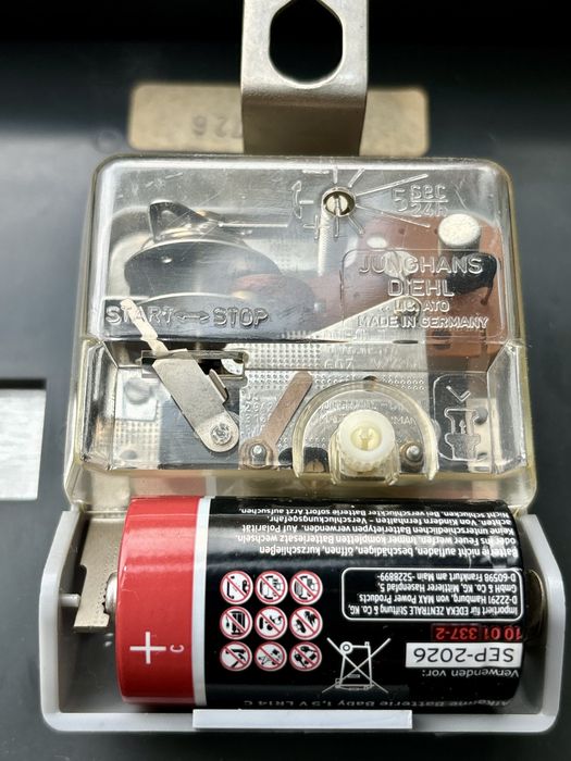 Unikatowy Vintage Zegar Junghans electronic ATO-MAT stalowy Spaca Age