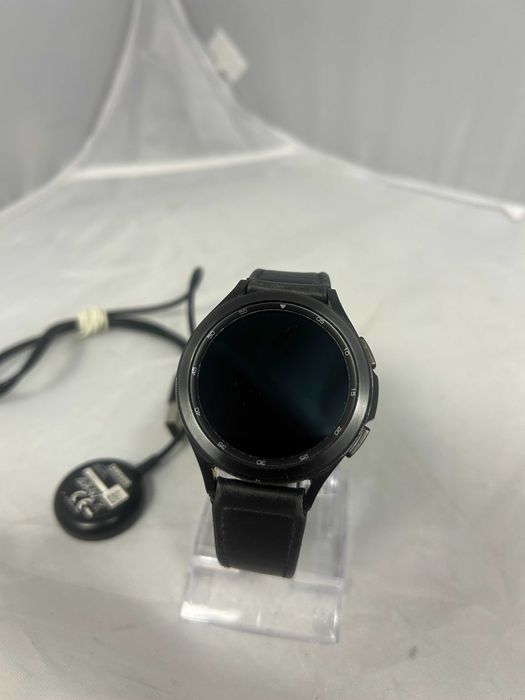 Smartwatch Samsung Galaxy WATCH 4 CLASSIC + ładowarka