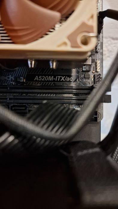 Rezerwacja Ryzen 5-5600/16g/nvme512/ssd1t