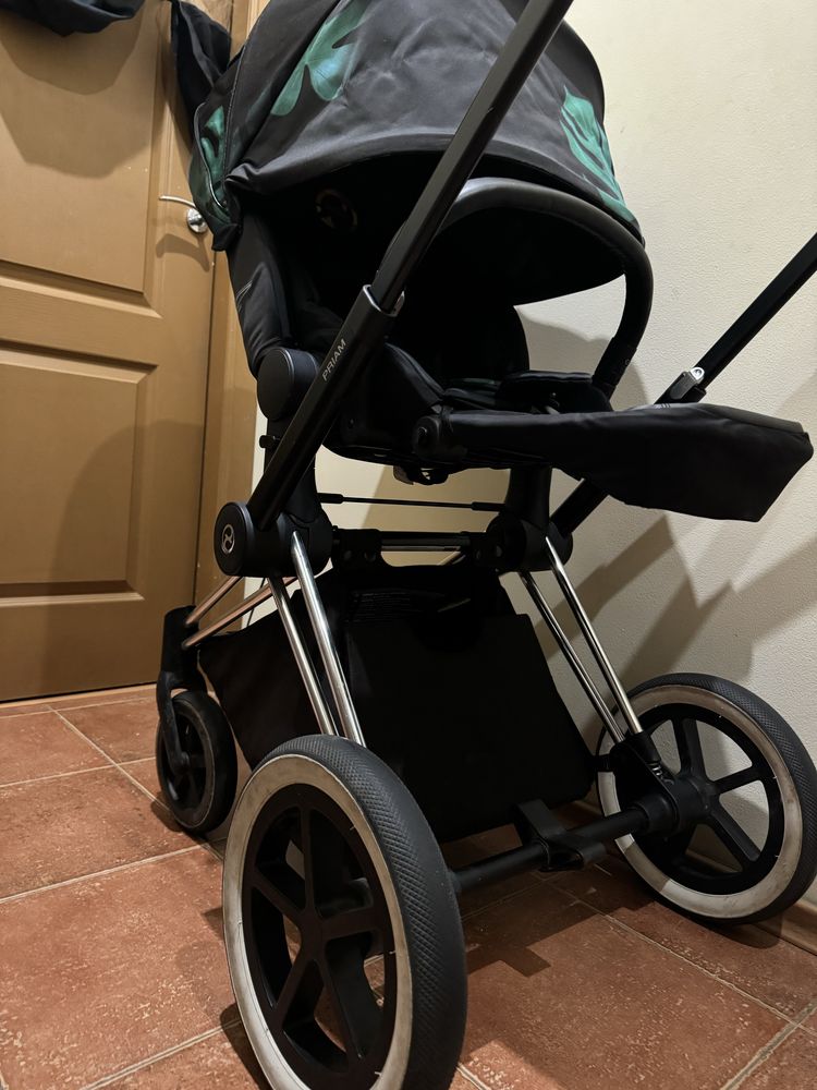 Коляска Cybex priam 2в1 прогулка и люлька