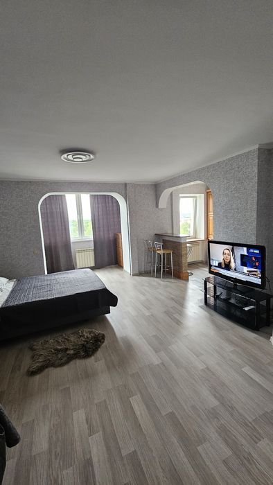 Квартира біля військового навчального комплексу!