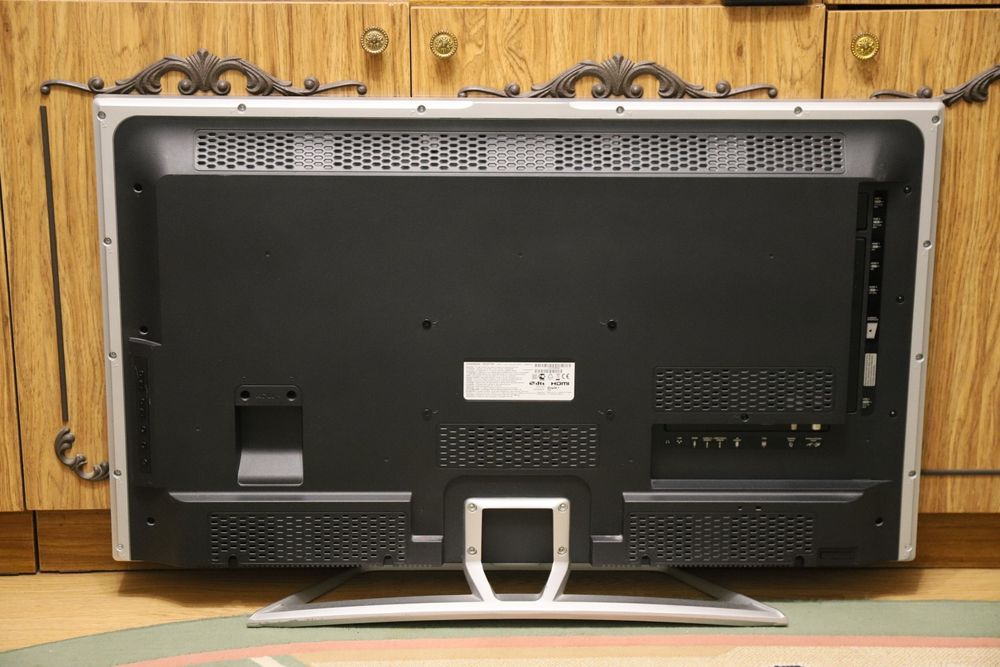 Thomson   40UZ7766  40  дюймов