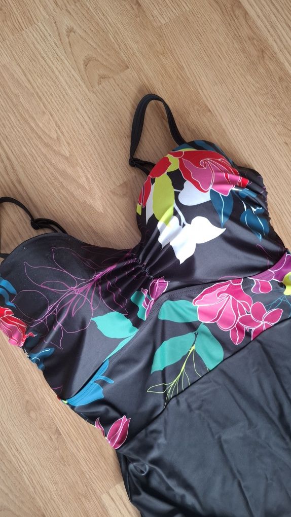 Debenhams twarzowy świetny strój kąpielowy  75G