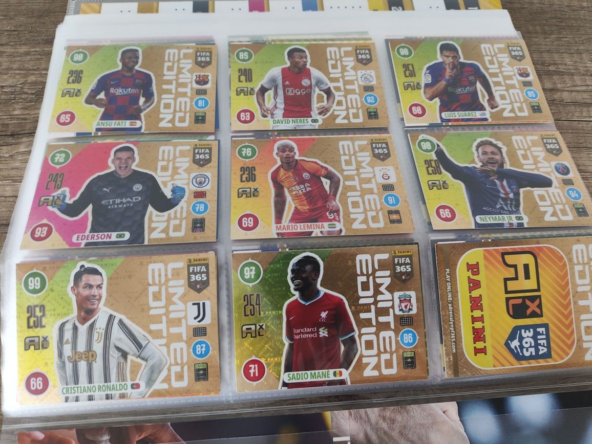 Karty piłkarskie FIFA 365