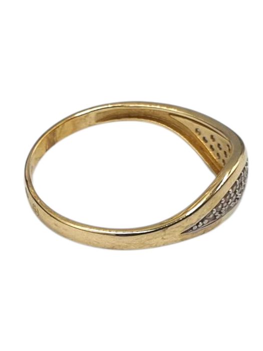 Wyrób Jubilerski - Pierścionek z cyrkoniami P.585, R. 17,5 1,65g.