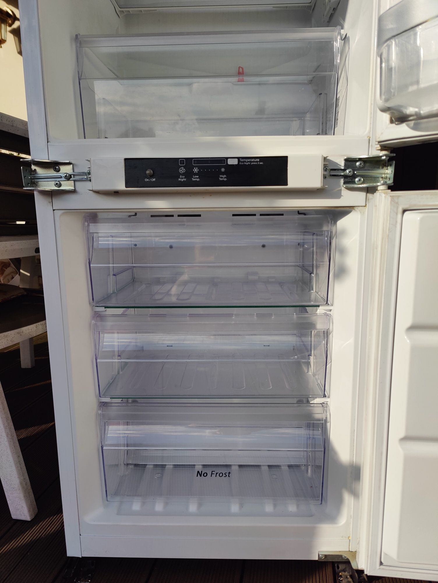 Lodówka Whirlpool no Frost do zabudowy
