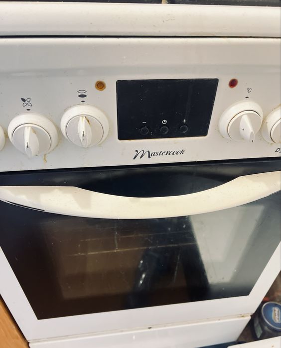 Kuchenka gazowa biała piekarnik Mastercook