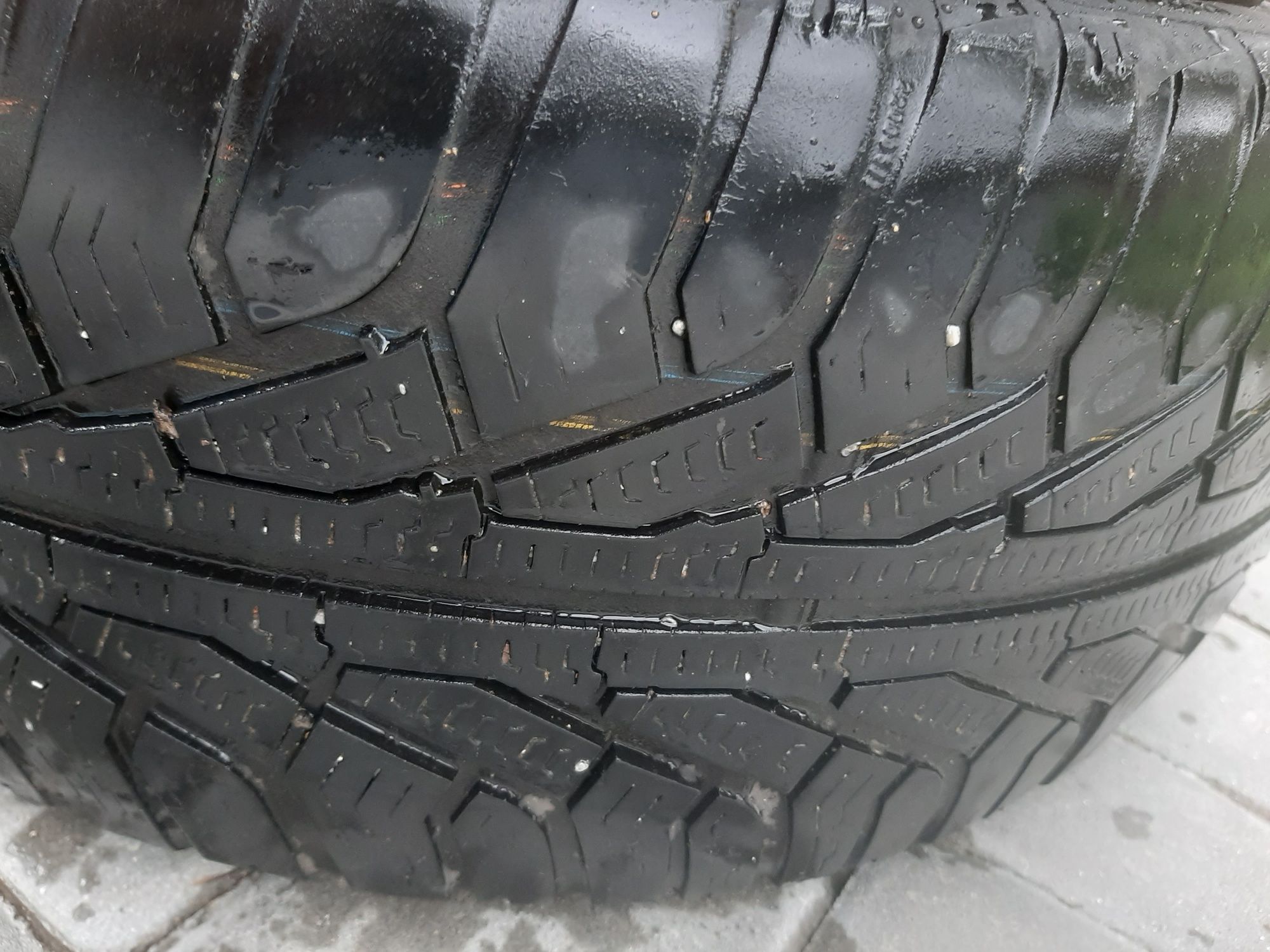 Шини  колесо  запаска 225/50 R 17