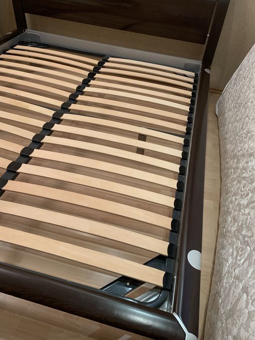 Продам кровать