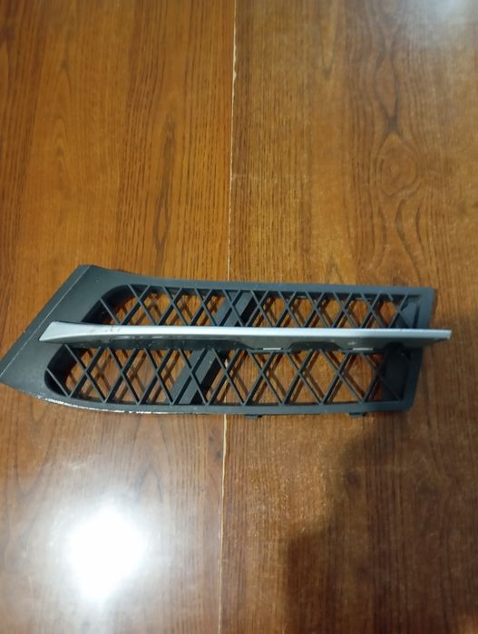 Kratka zderzaka BMW F07