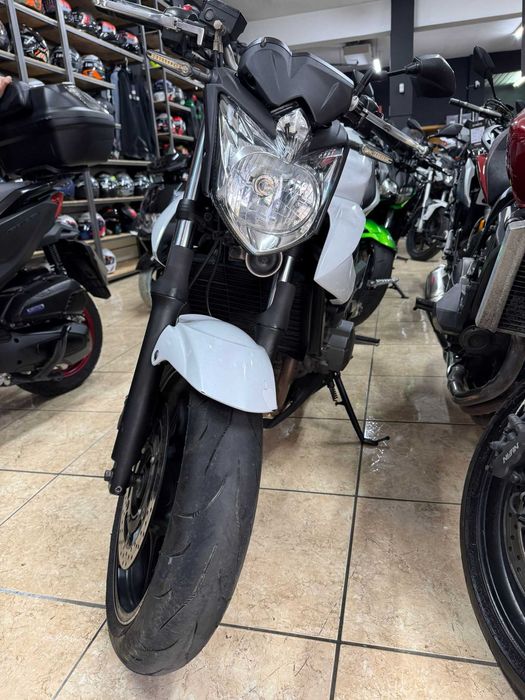 YAMAHA XJ6 600 ANO 2012
