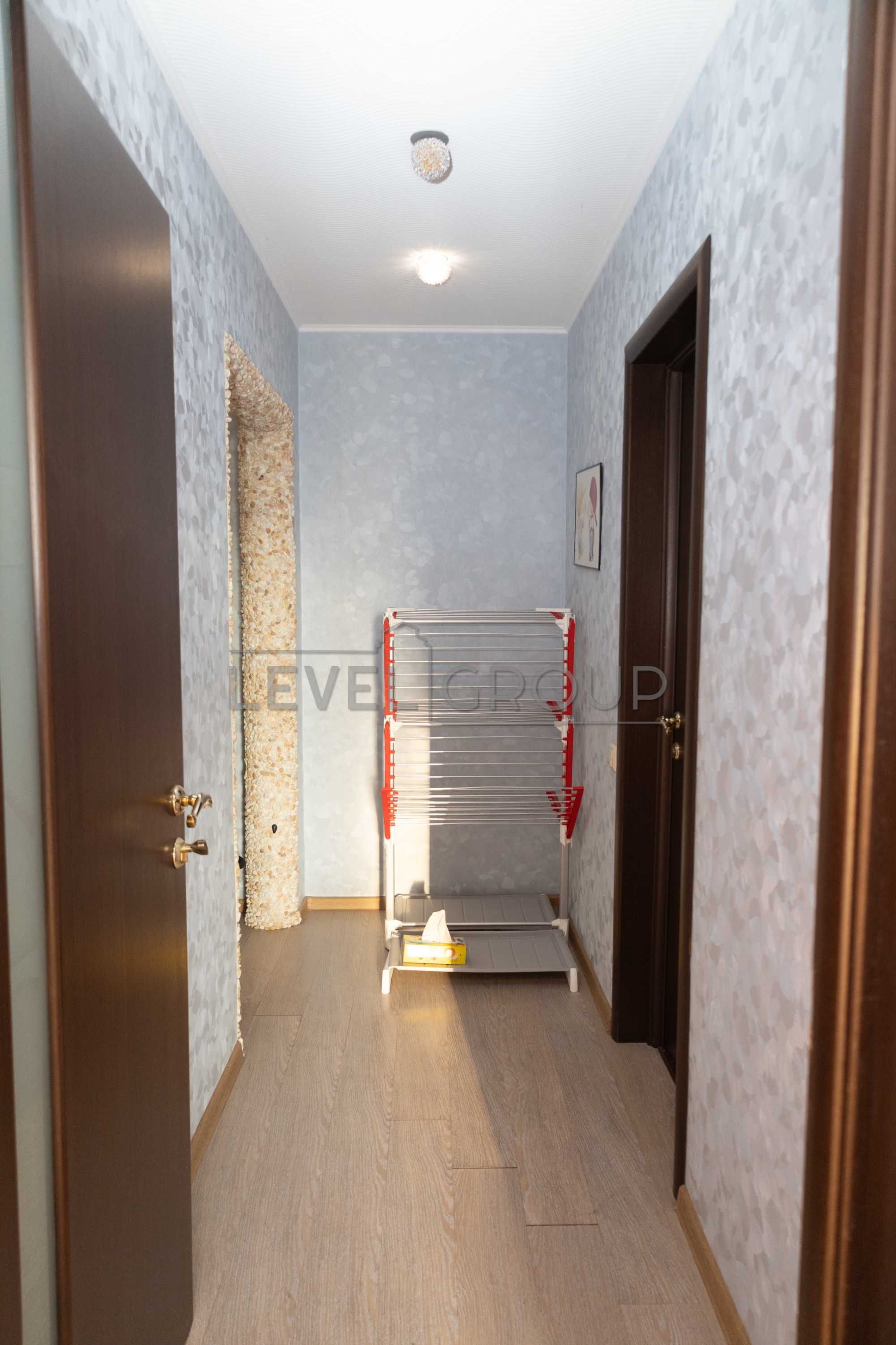 БЕЗ КОМІСІЇ. Продаж 2к квартири в Подільському р-ні, Правди 31А