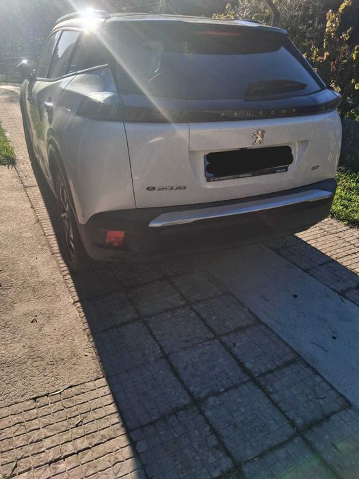 PEUGEOT E-2008 (Preço imbatível)