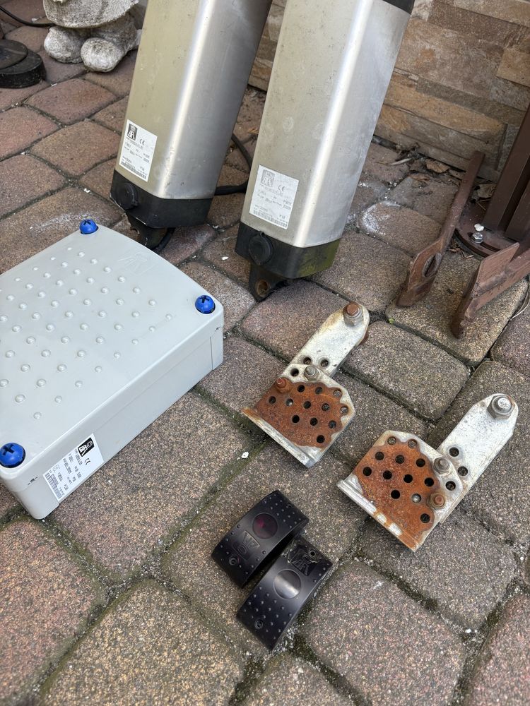 Automatyka bramy BFT wg zdjec