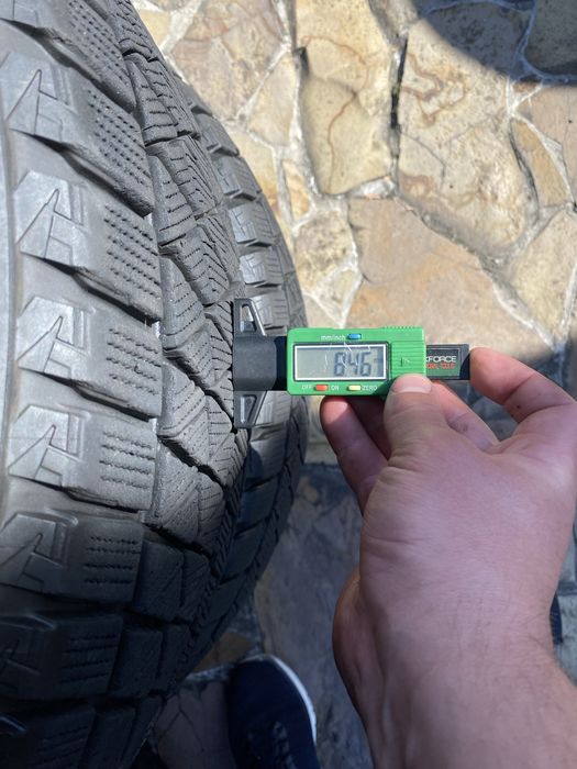 225/55/R18 Bridgestone Blizzak DM-V2