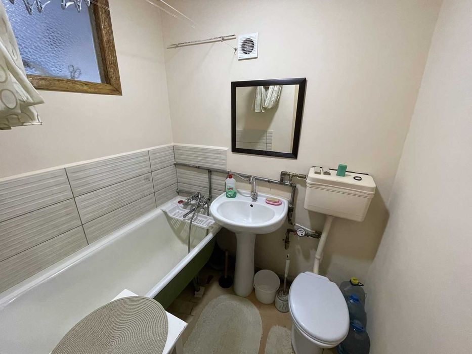 2 кімнатна квартира в центральній частині міста