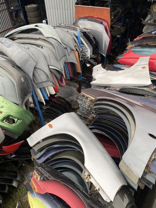 Крило Форд Мондео мк1 мк2 Ескорт Скорпио Сієра