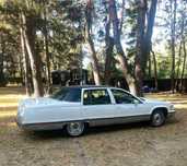 Прокат авто лімузин  Cadillac Fleetwood 6 пасажирських місць на весілл