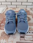 Кроссовки Adidas, 39 размер, как новые.