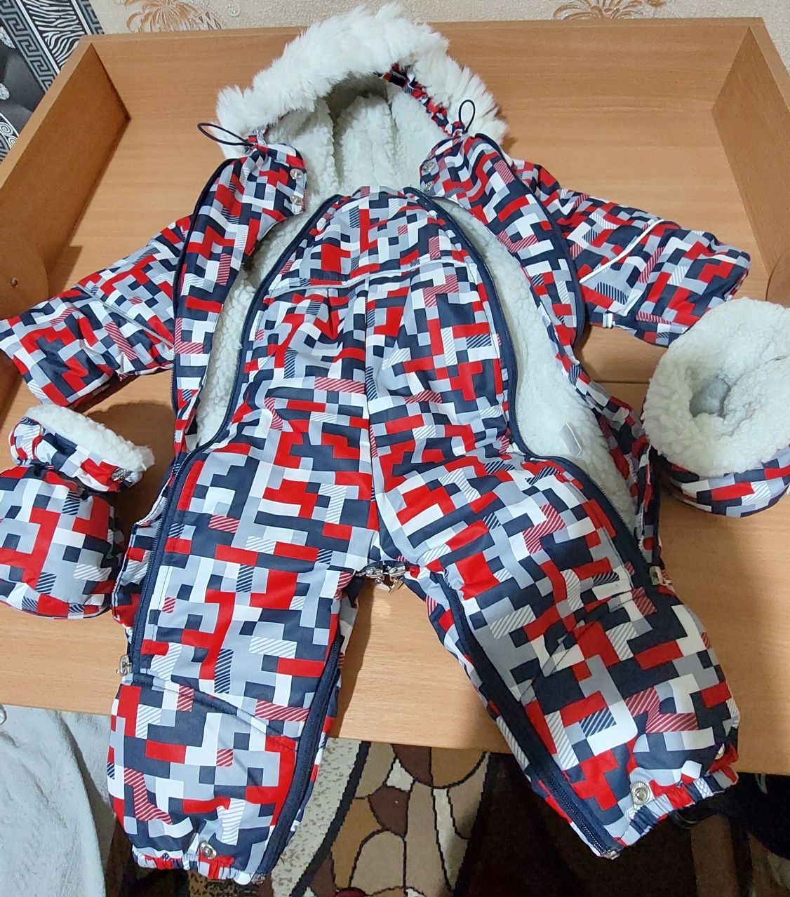 Зимний комбинезон