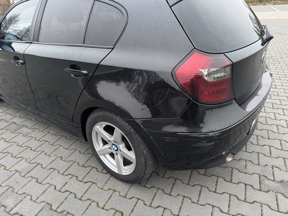 Bmw 1 beznyzna 1,6 maly przebieg 2004 rok