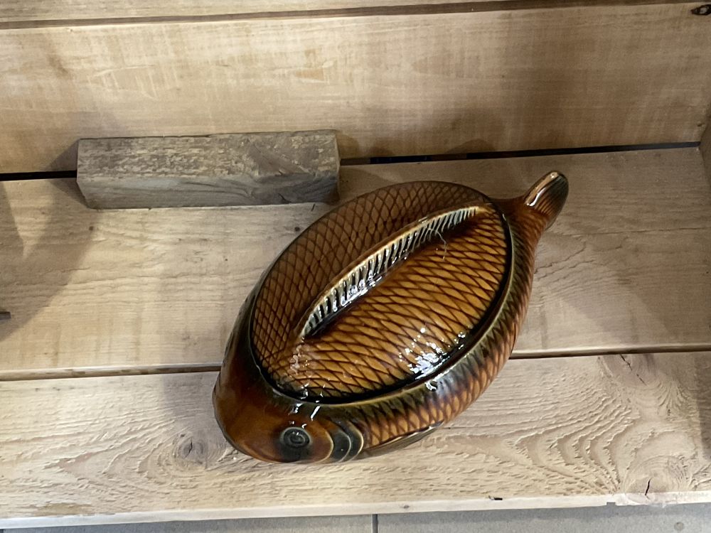 Ceramiczna Waza Fajansowa na Śledzie w kształcie Ryby- Francja