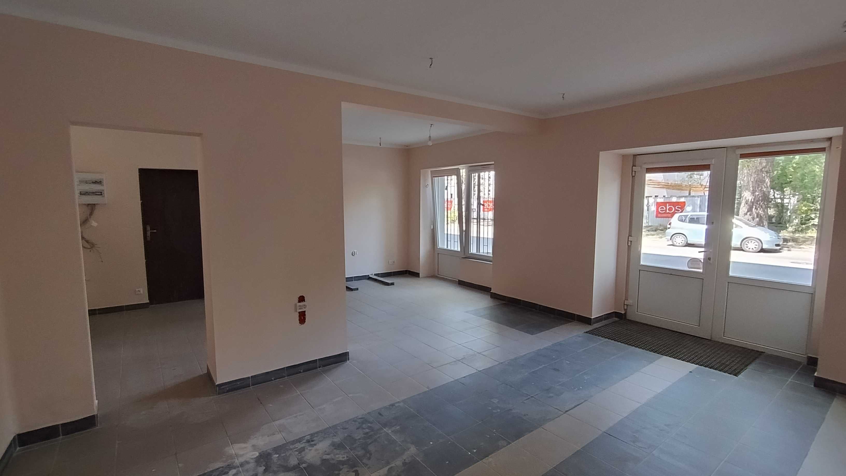 Lokal użytkowy front, parter, 82 m2 - Łódź ul. 6 Sierpnia