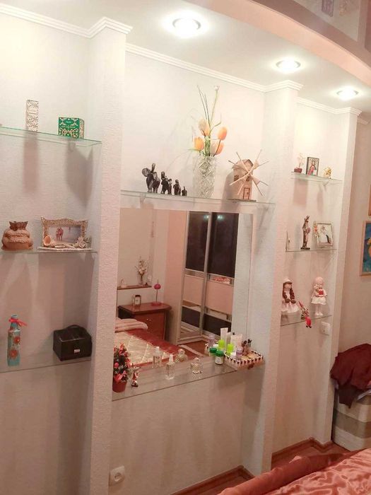 3 кімнатна з лічильником тепла та ремонтом по вул. Льотна, р-н Бойова