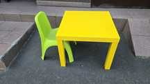 Stolik Ikea + krzesełko do pokoju dziecka
