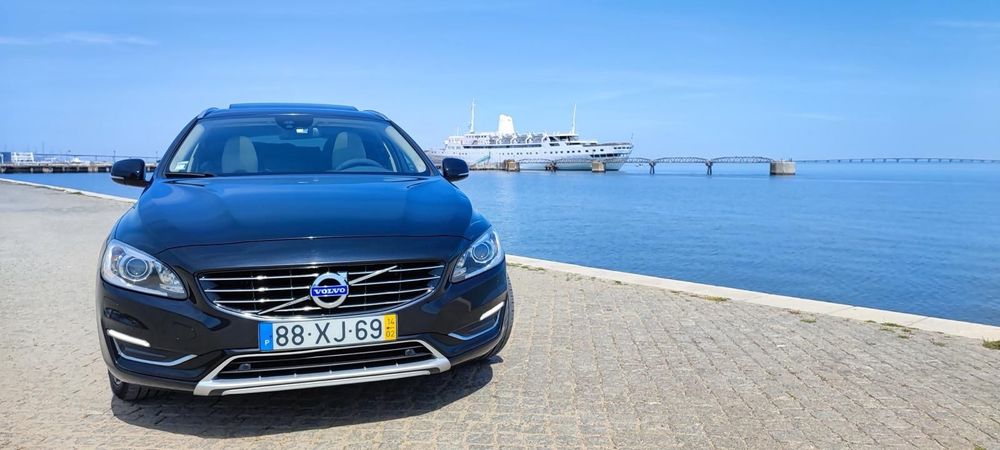 Volvo V60 D6 Plug-In-Hybrid AWD Geartronic Summum