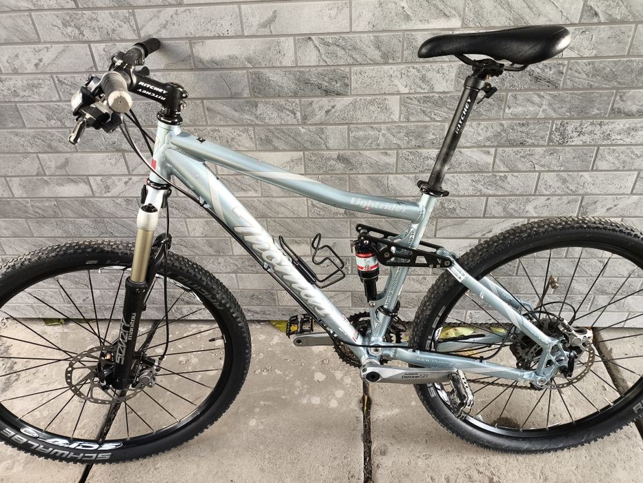 Двохпідвіс німецький терміново!