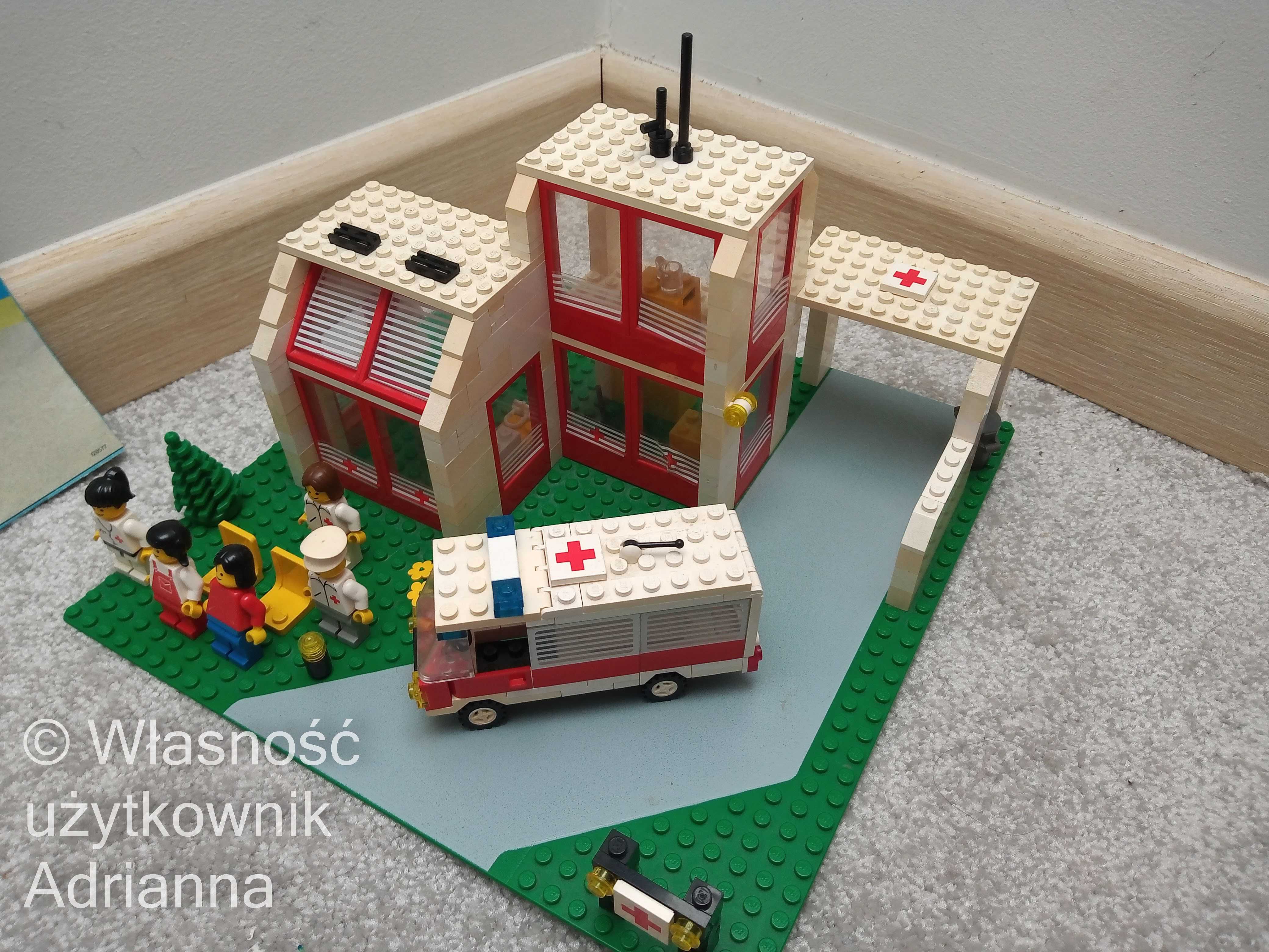 Lego 6380 Szpital (Emergency Treatment Center)