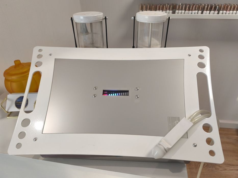 Mikrodermabrazja korundowa