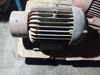 Silnik elektryczny wolnoobrowy 24 kw 980obr  i 17.5 kw 1400