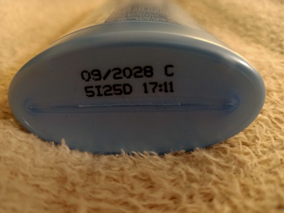 Specjalistyczny szampon przeciwłupieżowy pharmaceris, prezent