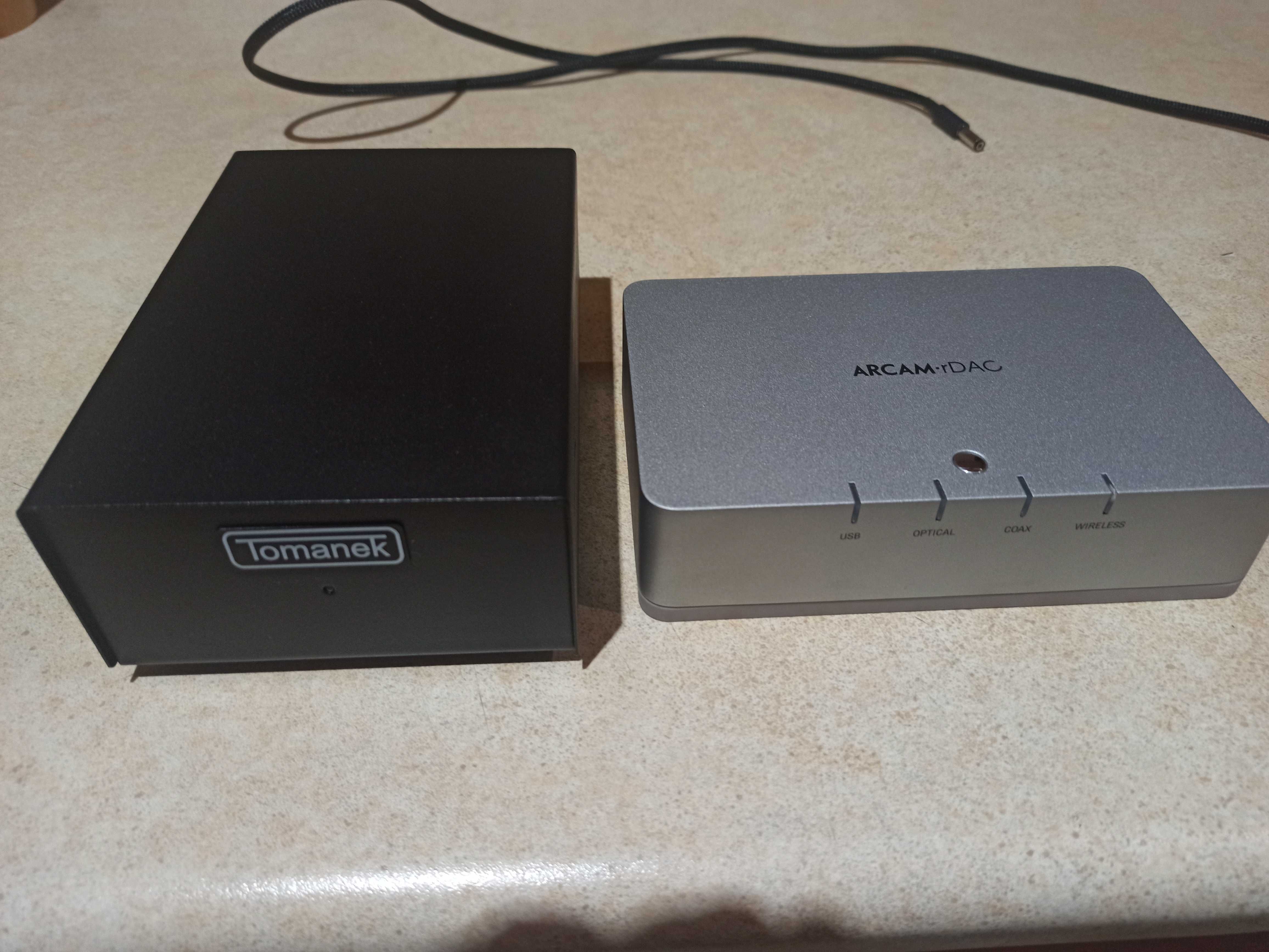 DAC ARCAM rDAC + zasilacz tomanek