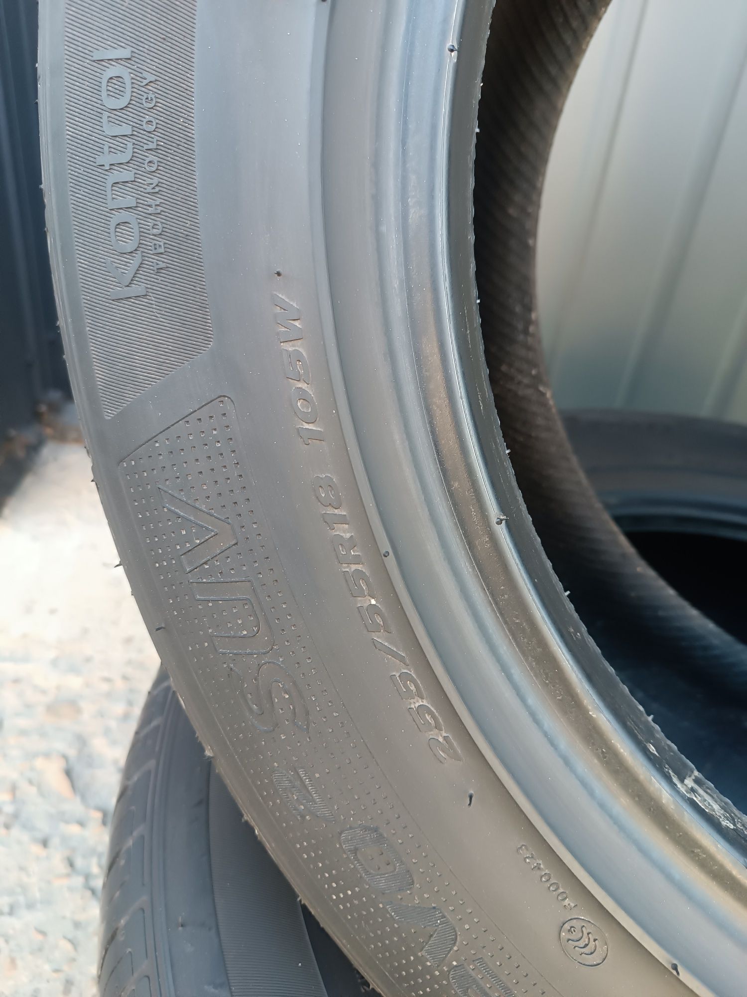 Літні шини 255/55/18 105W SUV Hankook Ventus S1 evo2