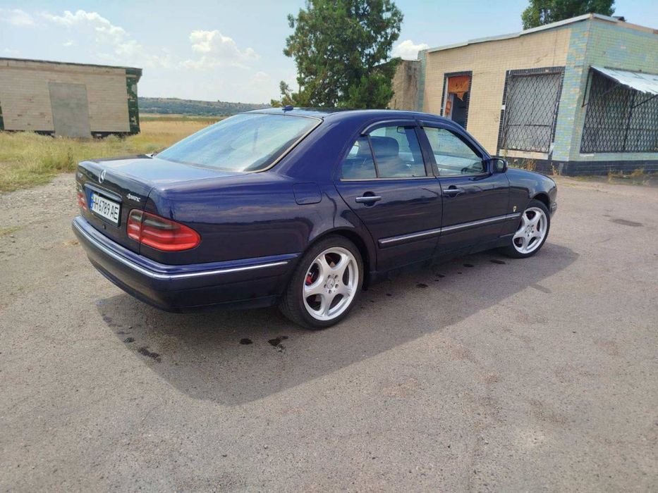 Mercedes-Benz w210 4.3