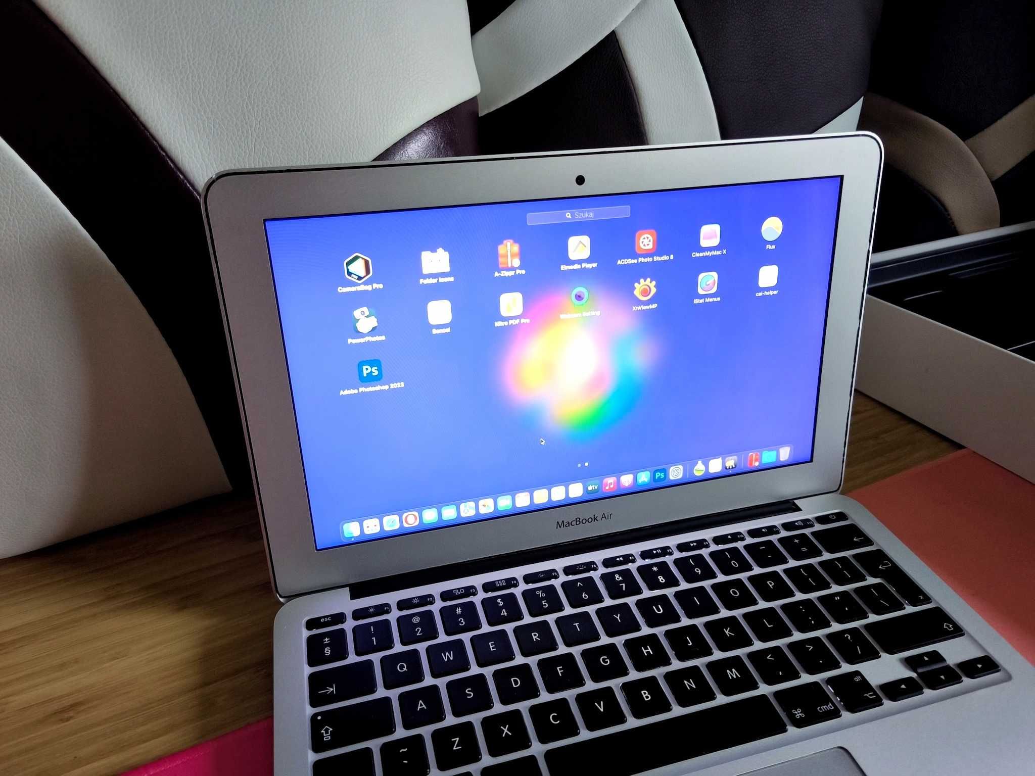 Apple MacBook Air 11' Core i5 2,7 Ghz Duzo aplikacji Office i Pudełko