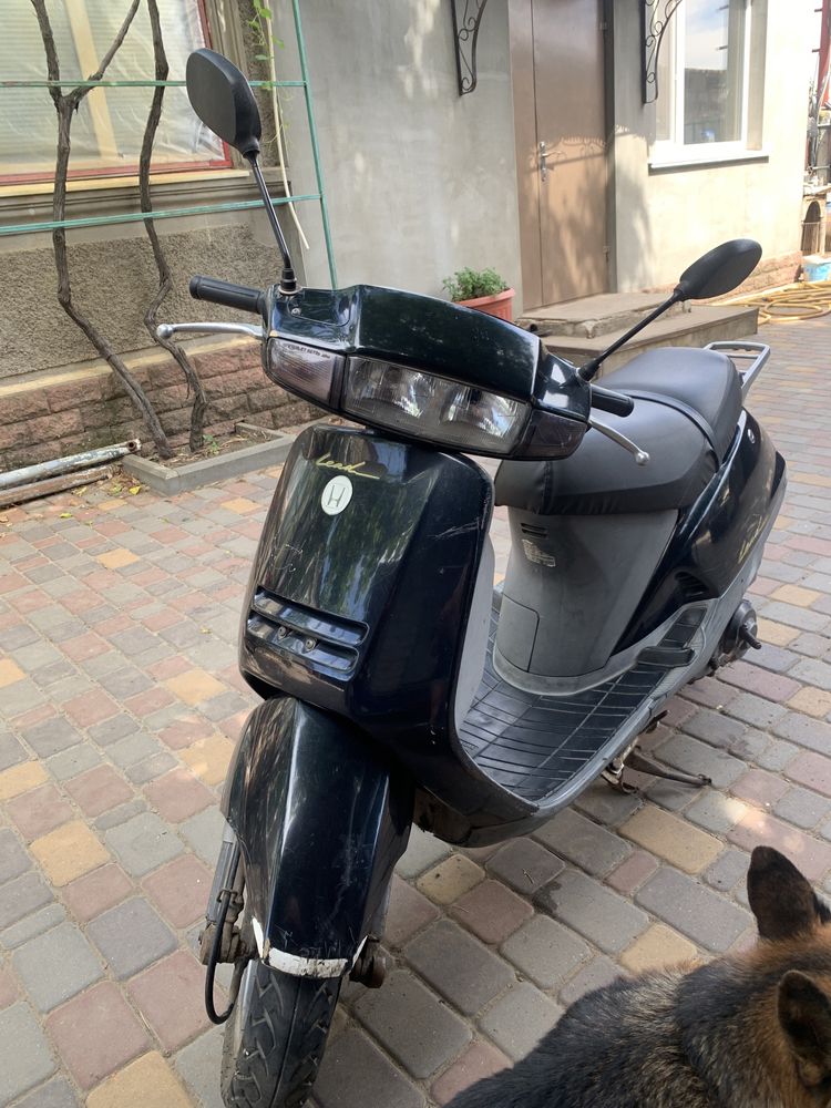 Мопед Honda Lead 90