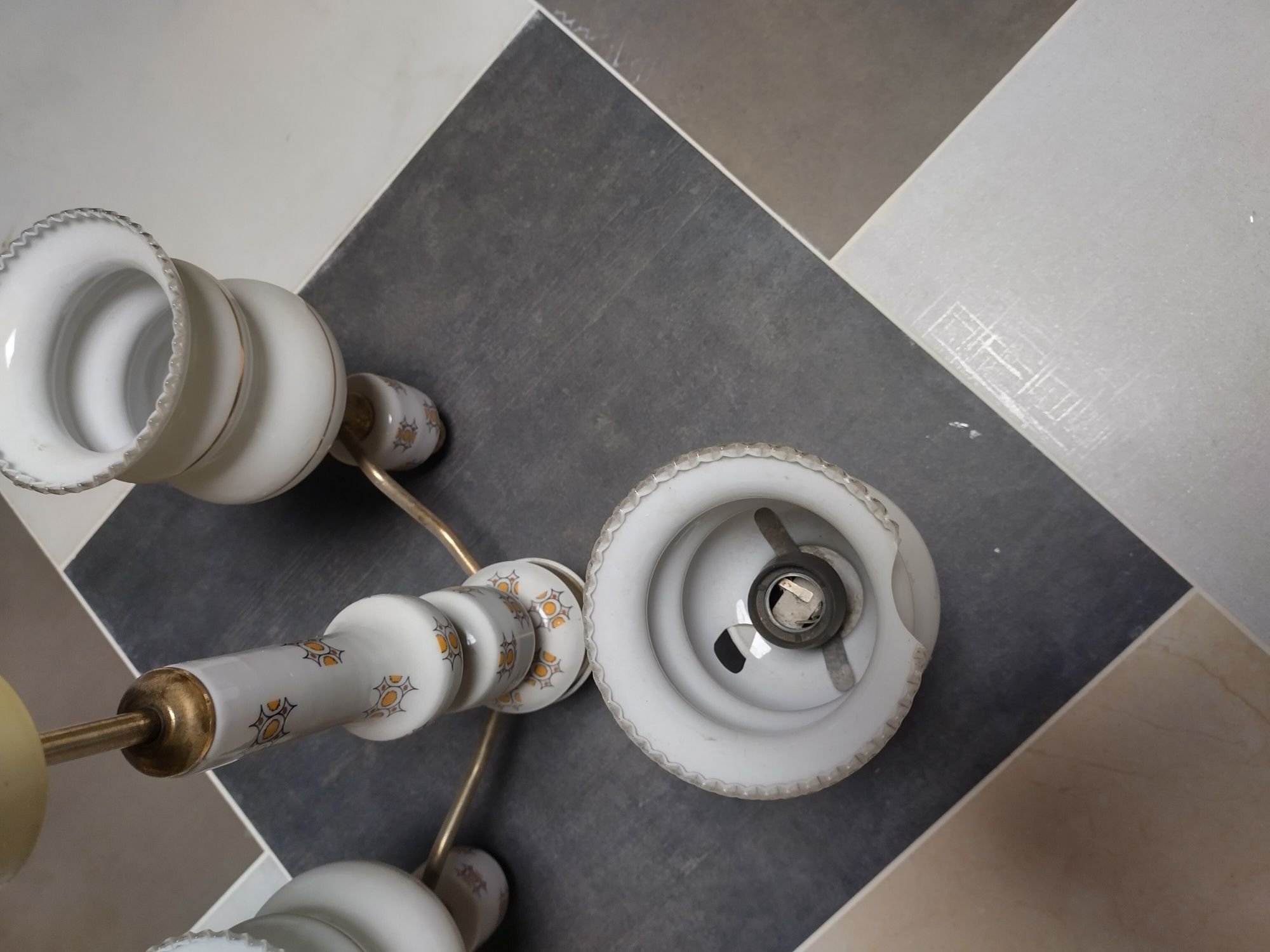 Żyrandol porcelanowy 3 żarówki