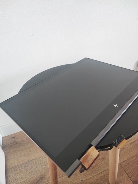 Ekran OLED 4K dotykowy 15,6" do laptopów HP spectre x360