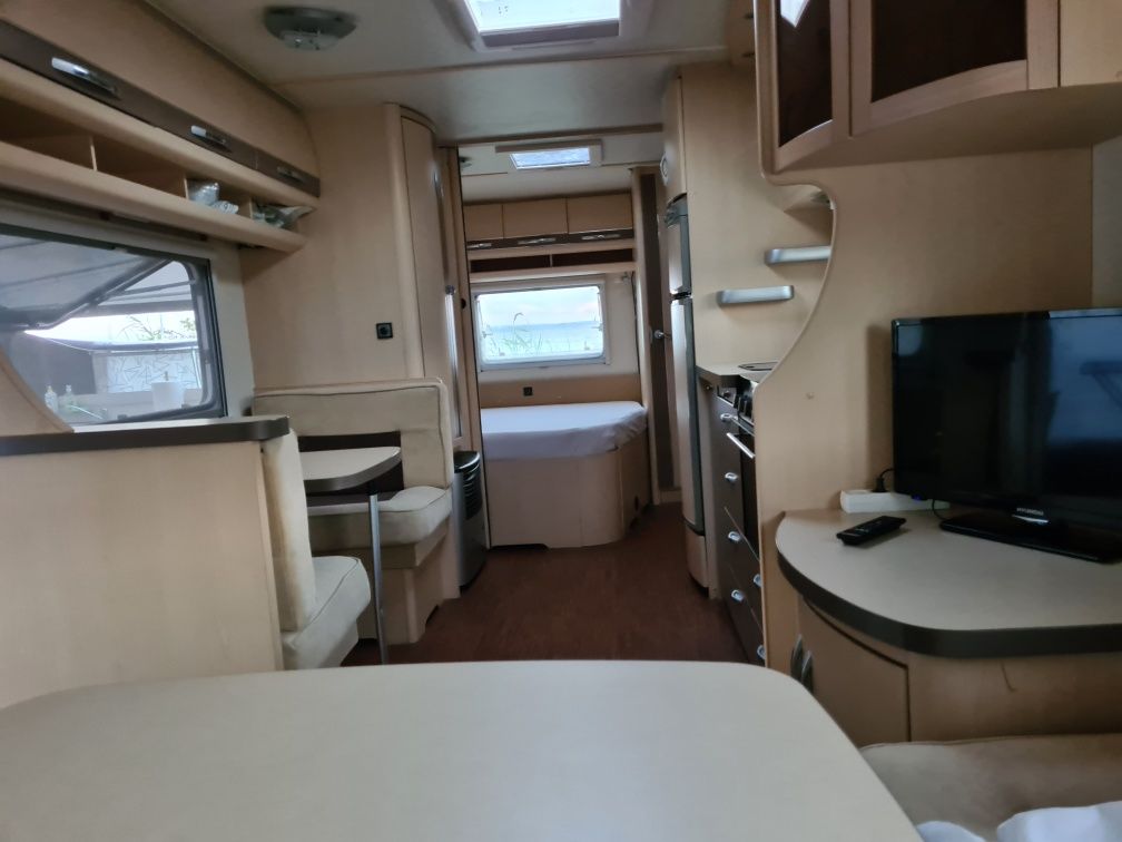 Pierwsza linia Chałupy przyczepa kempingowa VIP wynajem półwysep Hel